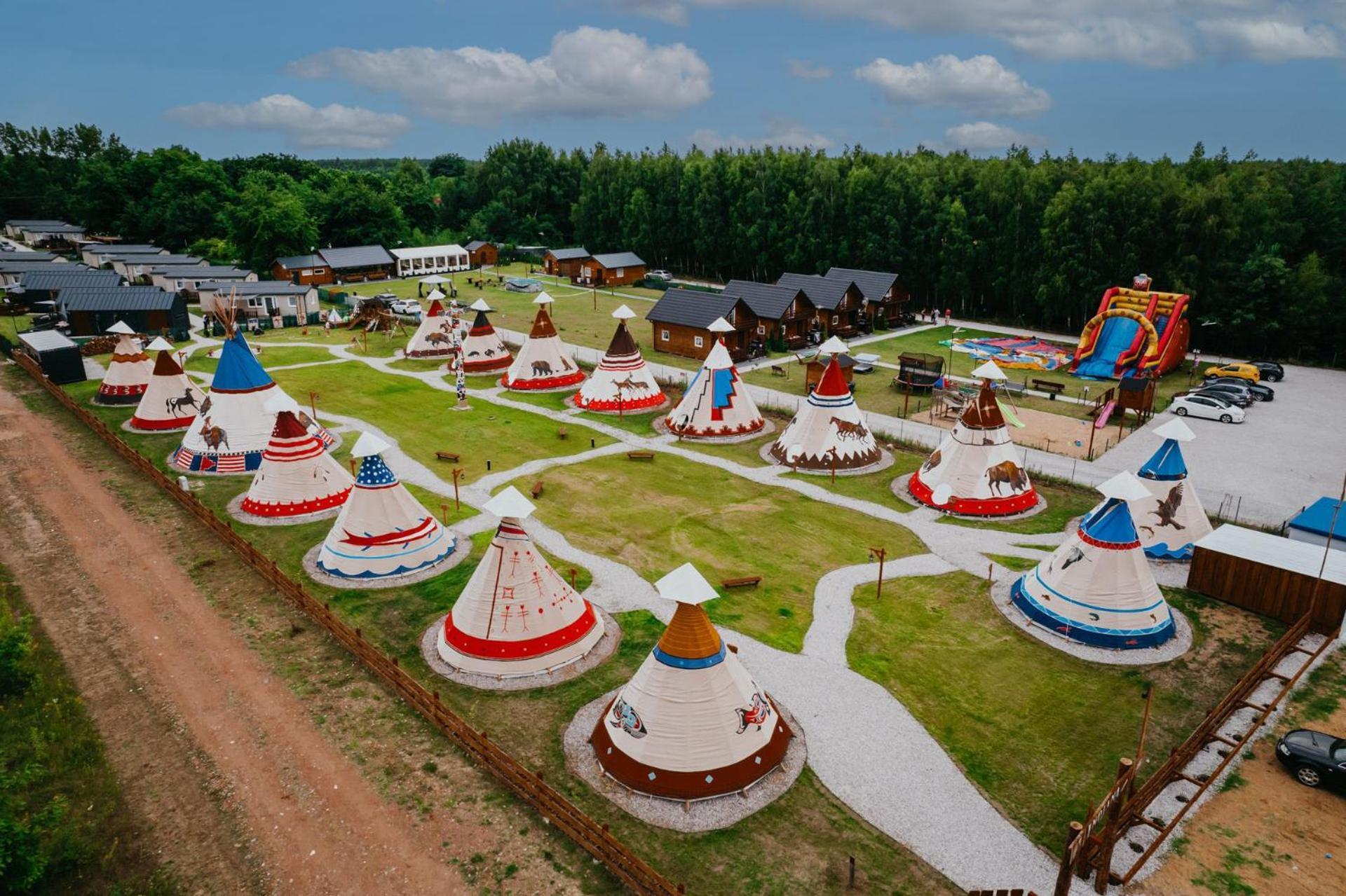 Indiana Camp - 150 M Od Suntago Park Hotel Grabce-Towarzystwo Exterior photo